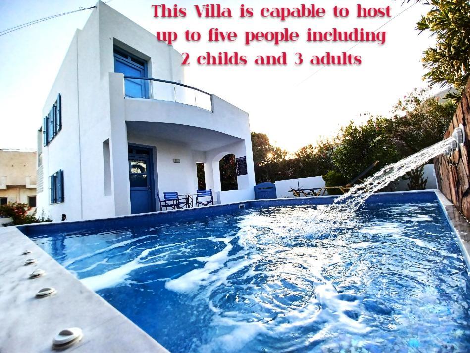 Located By The Sea One Beachfront Private Captain Lazaros Pool Villa With Loft In 750Sqm Spacious Private Plot-Jacuzzi-Sunrelax-Furnished Terace-Gazebo-Private Parking,Sleep 3 Adults And 2 Children, Just Steps From The Black Beach-Seaview 佩里萨 外观 照片